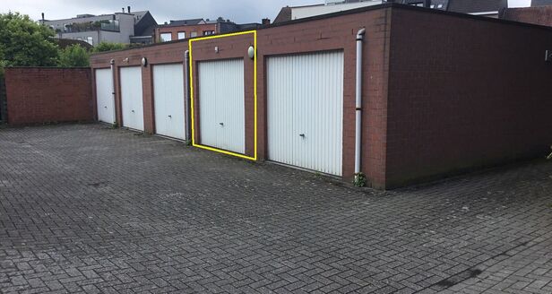 Gesloten garagebox te huur in Aartselaar